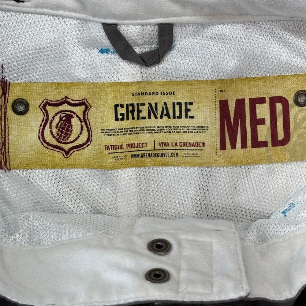 Grenade Snowboard Pants Mens Medium Gray Fatigue Project Cargo‎ Technical Shell